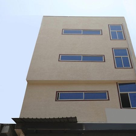 斯波特昂 39359 克里希纳舒适酒店 卡纳卡普拉 外观 照片