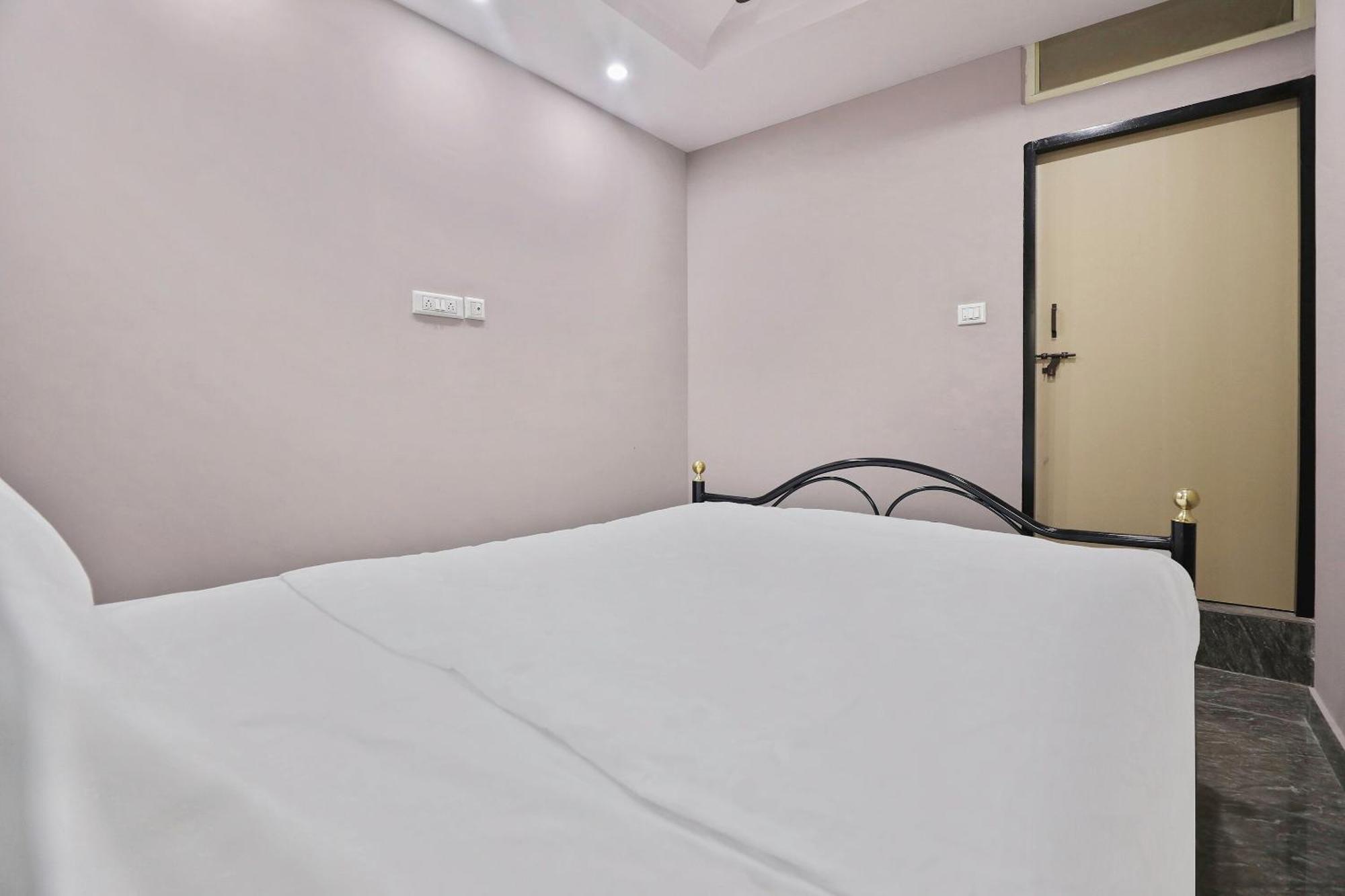 斯波特昂 39359 克里希纳舒适酒店 卡纳卡普拉 外观 照片